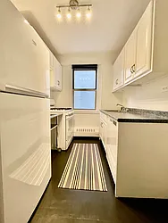 Rented by R New York