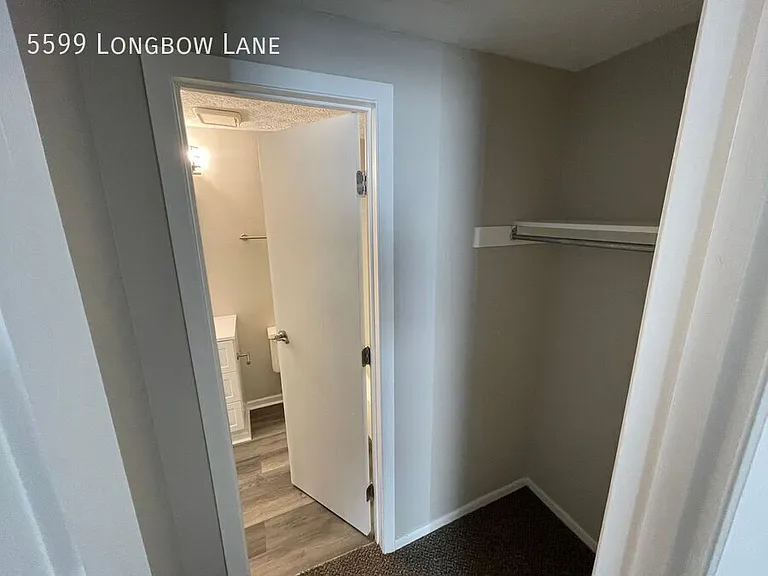 5599 Longbow Ln — Photo 15