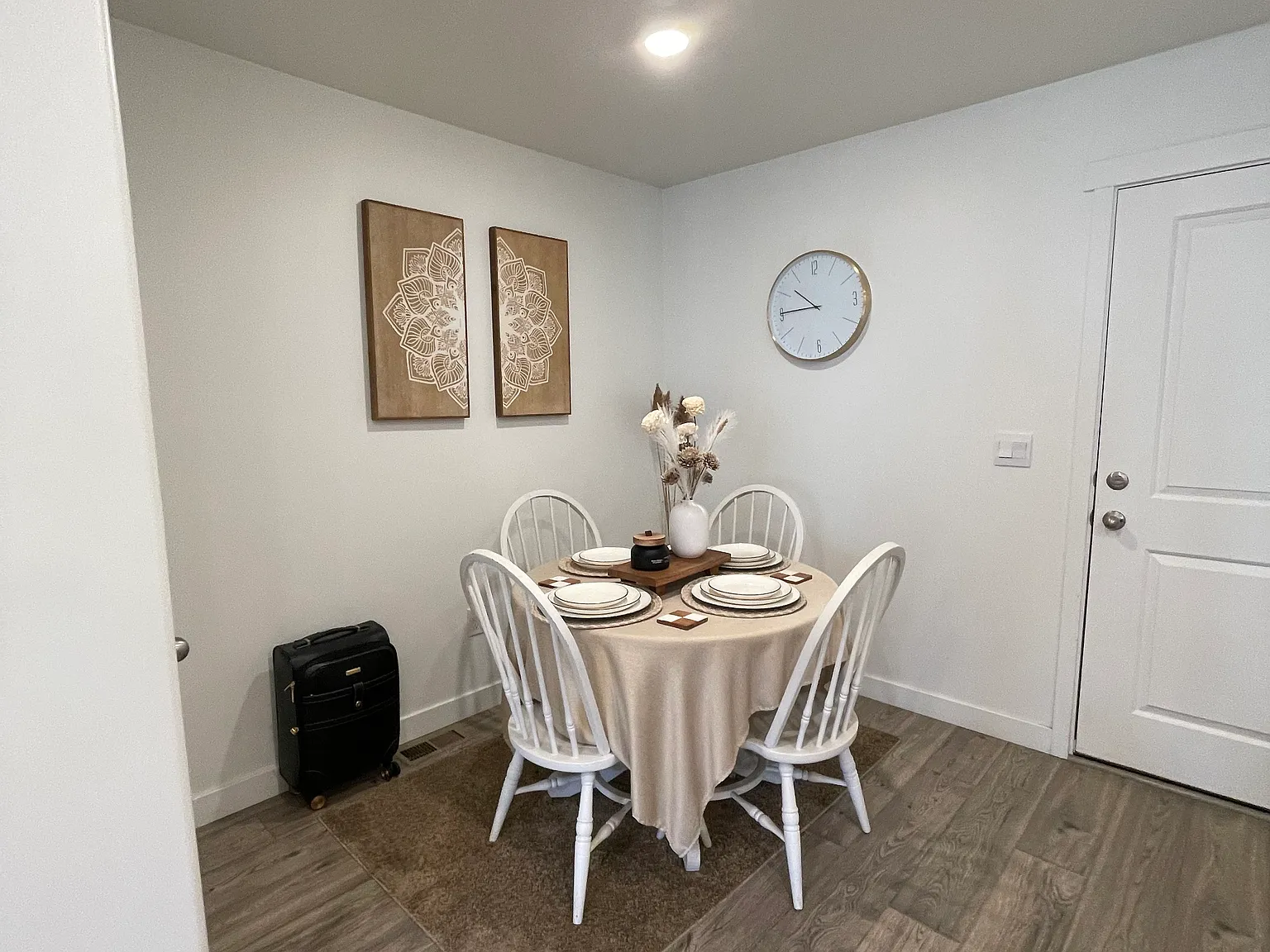3 bed, 1400 sqft, $1,950 — Photo 4