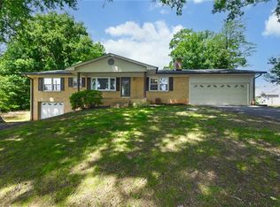 210 Broken Saddle Ln, Kernersville, NC 27284