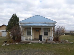 404 N East St, Joseph, OR 97846