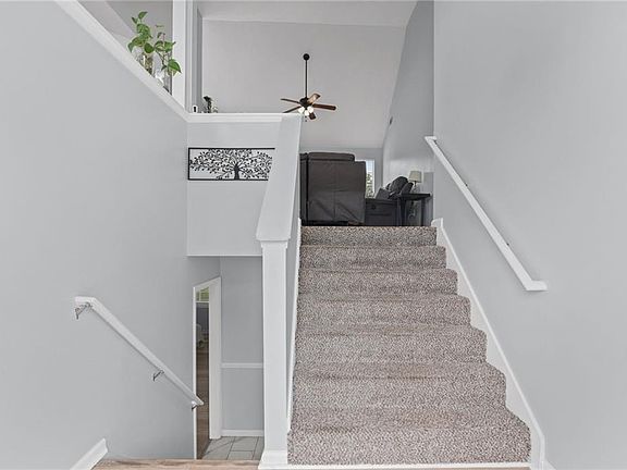 5th image of 2031 Tudor Dr