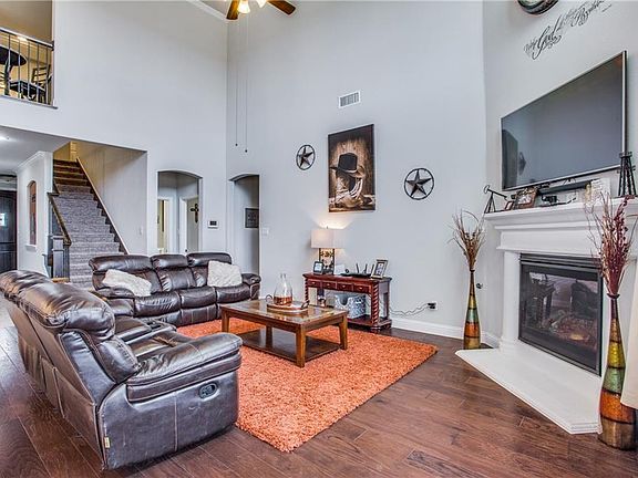 5th image of 3161 Sangria Ln