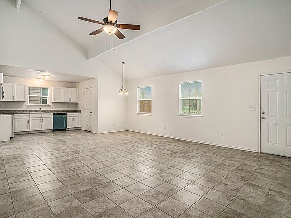 5th image of 405 Whitney Ct