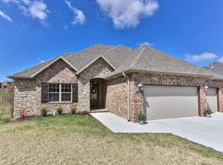 1107 N 22nd Ave, Ozark, MO 65721