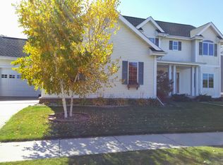 1142 Bluebird Trl, Waunakee, WI 53597