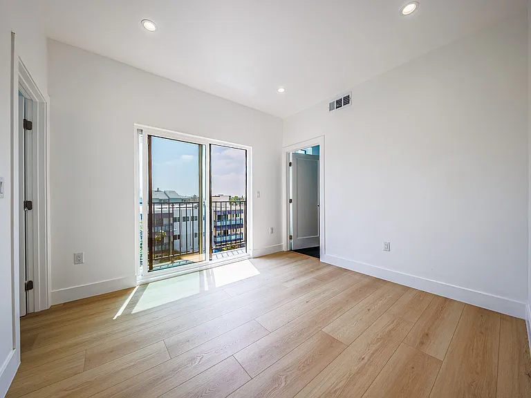 1063 S. Corning St. — Photo 66