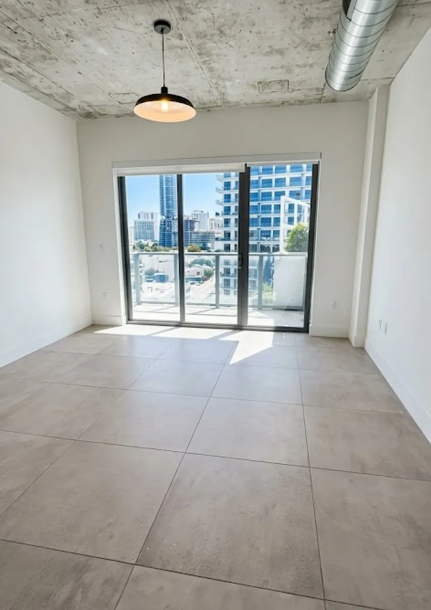 Building Photo - 445 NE 32nd St #A1