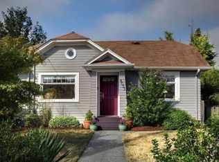 8033 25th Ave NW, Seattle, WA 98117