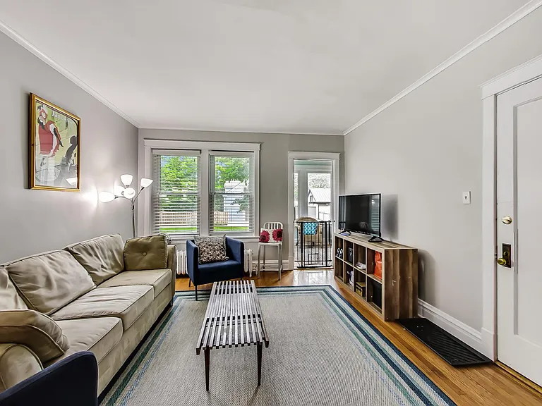 2646 Ewing Ave #1 — Photo 4