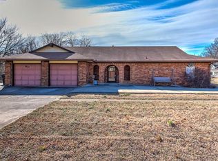 620 W Cleveland Ave, Sapulpa, OK 74066