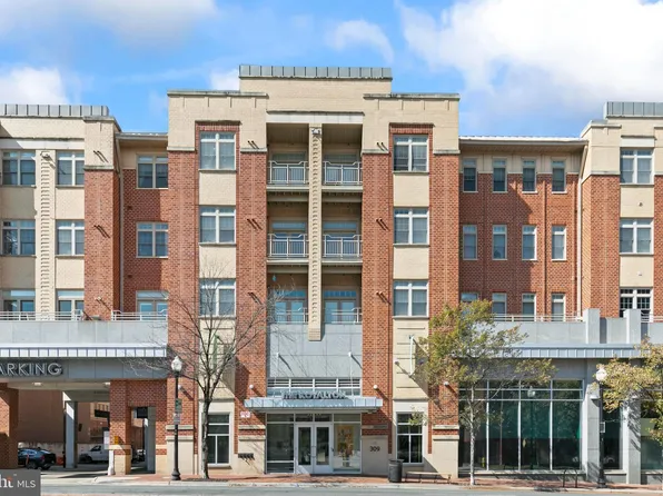 309 Holland Ln Unit 136, Alexandria, VA 22314