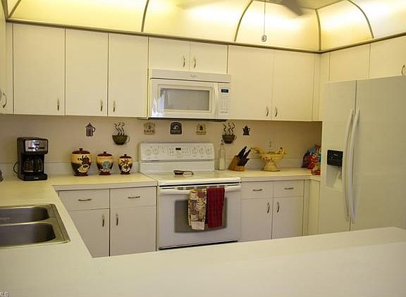 5th image of 6895 Pentland Way APT 101