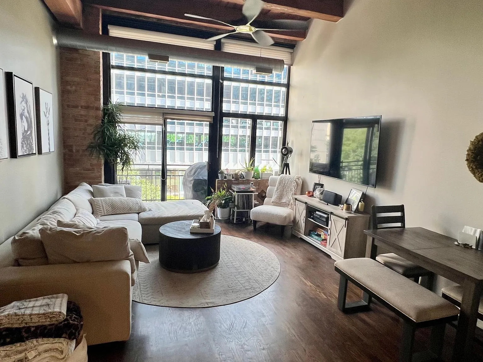 2 bed, 1250 sqft, $4,000 — Photo 4