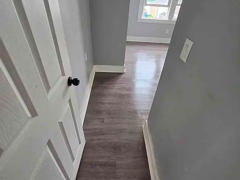 1035 Morris St #2R — Photo 6
