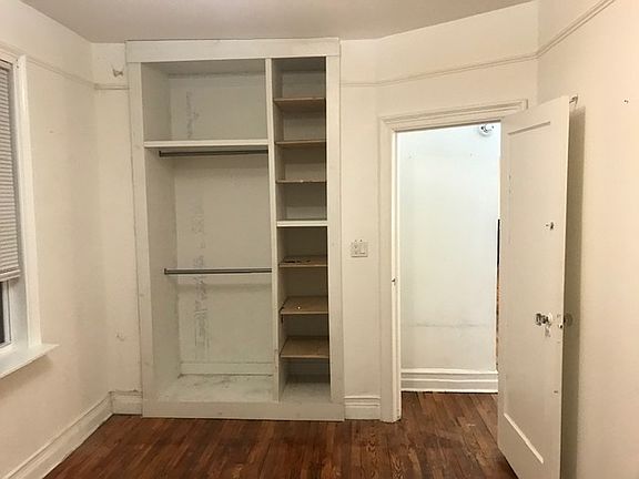 2nd image of 3238 Wilson Ave Floor 1
