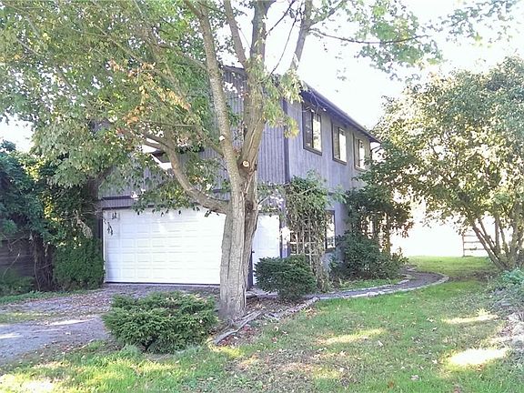 2nd image of 23306 Marine Dr #B