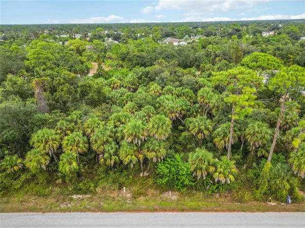 17370 Wellsley Ave #8, Pt Charlotte, FL 33954