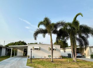 8252 S South St, Boca Raton, FL 33433