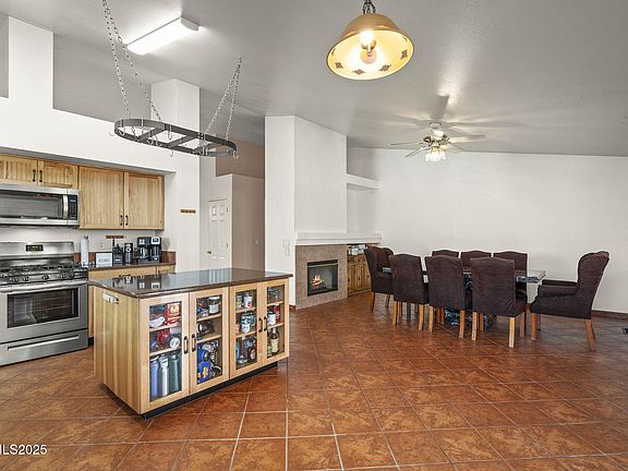 4th image of 3059 Creekwood Dr