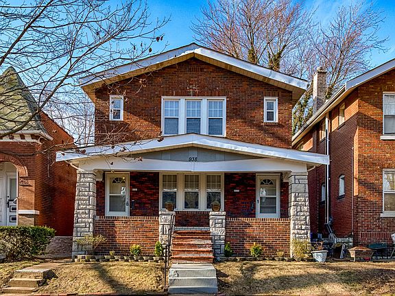 Front view of the house with lots of curb appeal!
