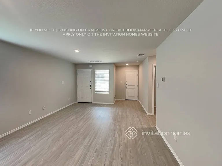 5710 Verracio Ct — Photo 3