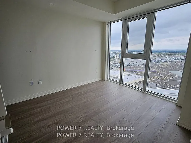 9000 Jane St #1620 — Photo 9