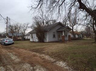 317 Northwest Blvd, Geary, OK 73040