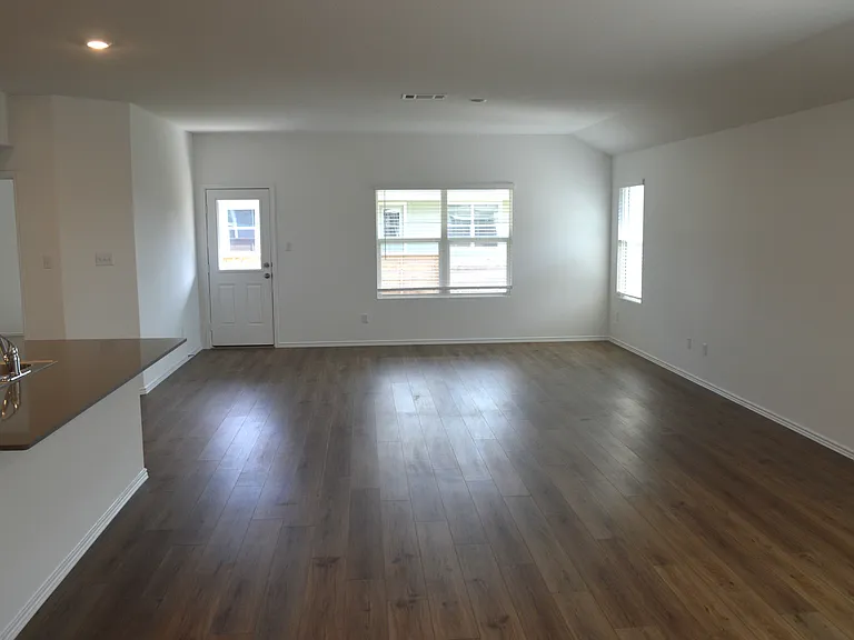 1505 Marley Way — Photo 13