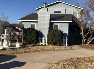 2519 Reeves Ave, Dodge City, KS 67801