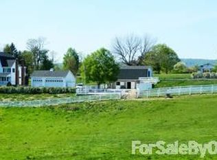 216 N Mill Rd, Harrisburg, PA 17112