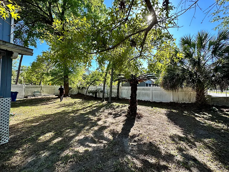 11445 Fort Caroline Lakes Dr N — Photo 91