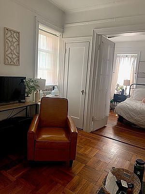 1st image of 300 E 70th St #2A