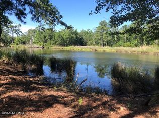 83 Breakwater Dr, Bath, NC 27808