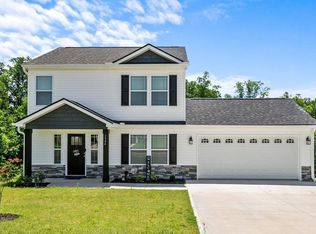 1904 Rosalyn Dew Dr, Lyman, SC 29365