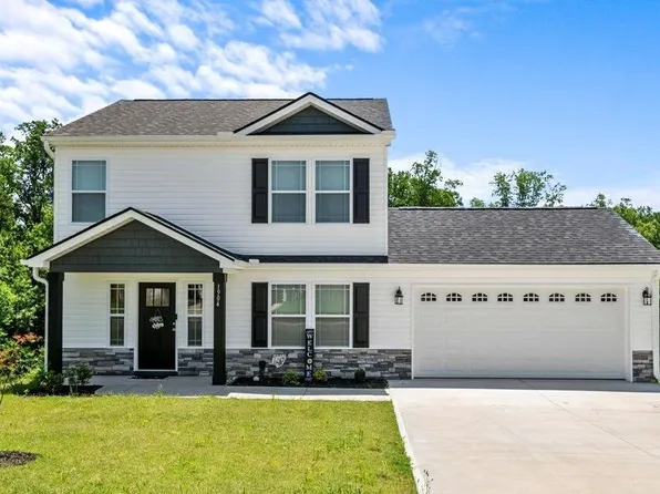 1904 Rosalyn Dew Dr, Lyman, SC 29365