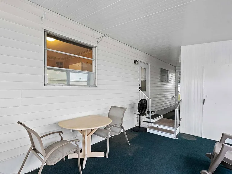 12651 Seminole Blvd #12C — Photo 11