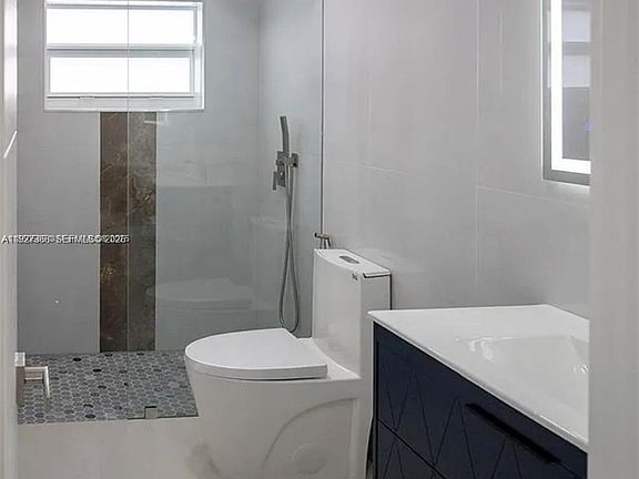 5th image of 26222 SW 124th Pl