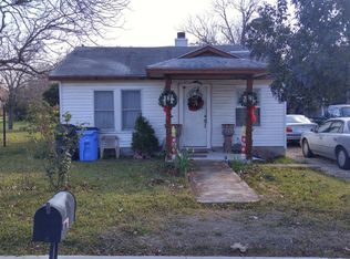 719 Jones Ave, Seguin, TX 78155