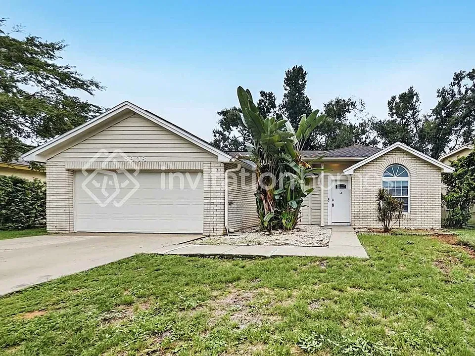 8908 Exposition Dr