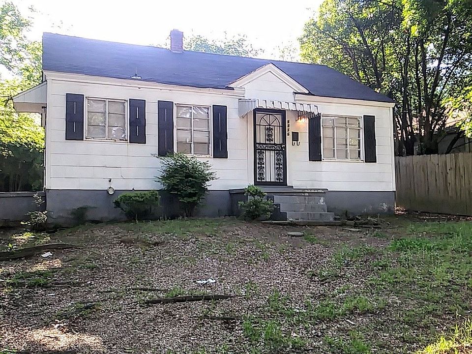 1st image of 1316 Robin Hood Ln