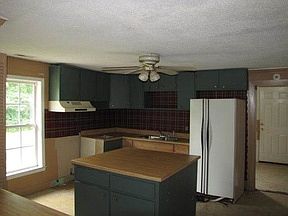 5th image of 423 Carolina Dr
