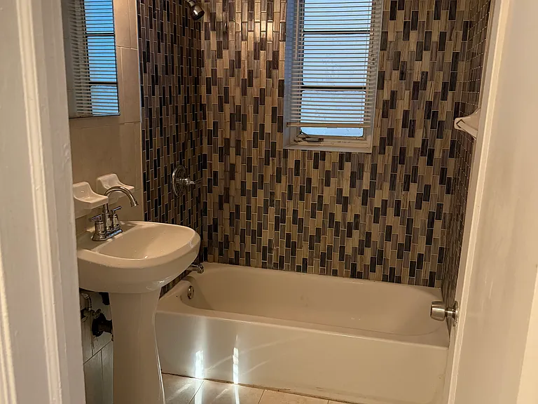 23 Majorca Ave #1 — Photo 2