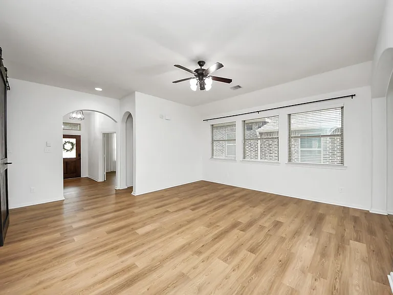 17010 Upper Ridge Ln — Photo 8