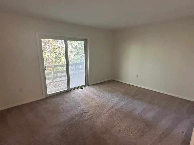 619 Cedar Ridge Ln — Photo 14