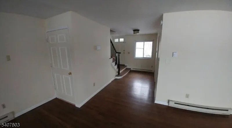 2 bed, 4.0 bath, $2,200 — Photo 2