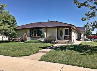 1002 15th St W, Williston, ND 58801