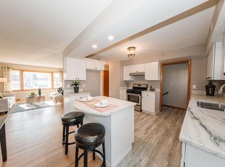 4220 W Cold Spring Rd, Milwaukee, WI 53221