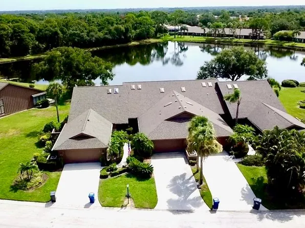 5813 Merion Way #5813, Sarasota, FL 34243