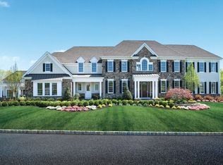 2 Exeter Way, Holmdel, NJ 07733